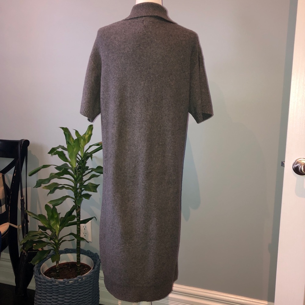 Short Sleeve Sweater Dress - Picture 2 of 8